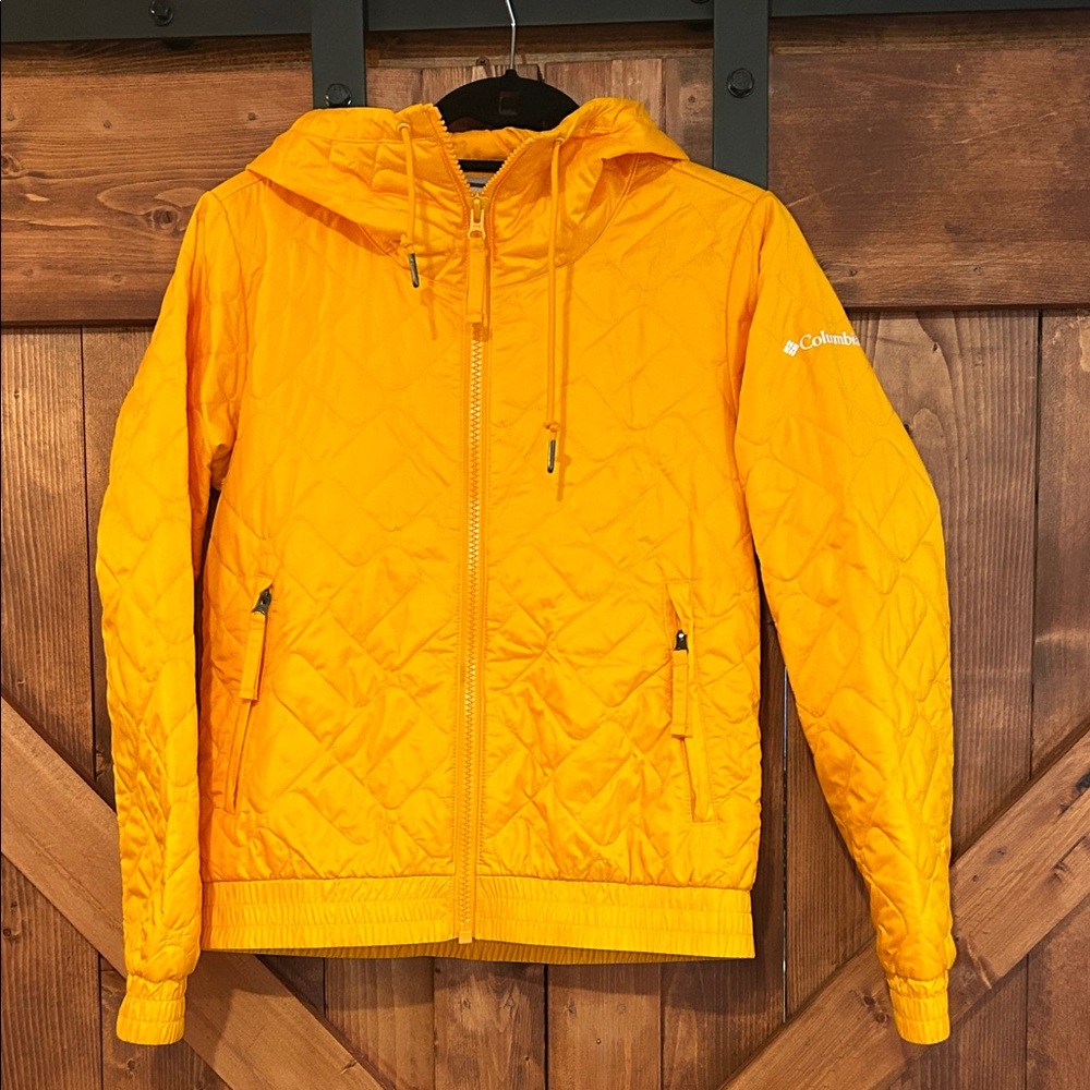 Columbia Women's Sweet View Insulated Bomber Jacket in Bright Marigold